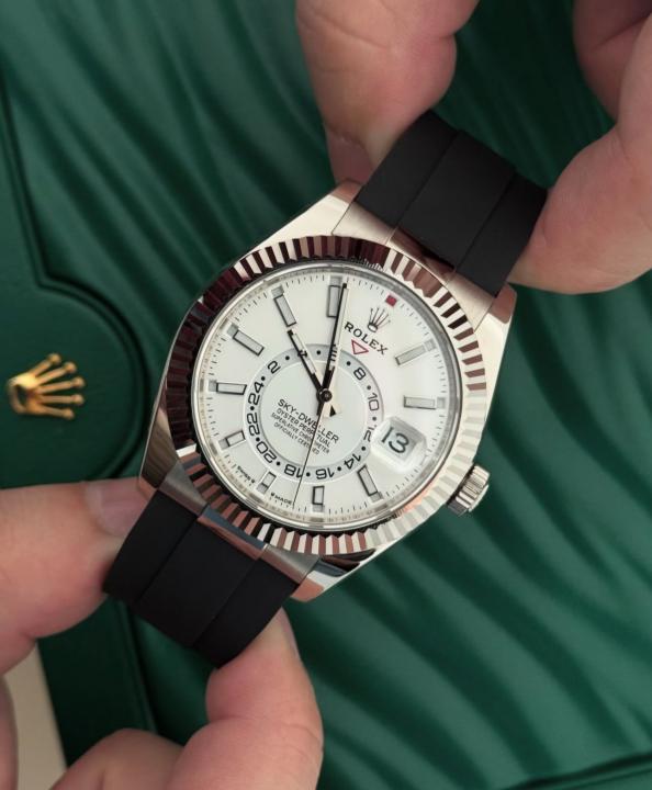 Rolex Oyster perpetual Sky Dweller WC 280