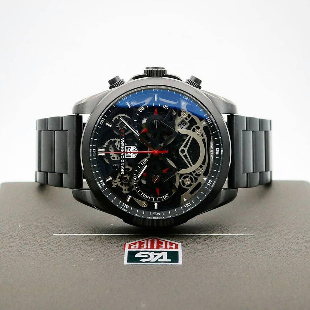 TAG HEUER CR7 PREMIUM WATCH A MEN’S CHRONOGRAPH WATCH A BLACK DIAL AND BRACELET
