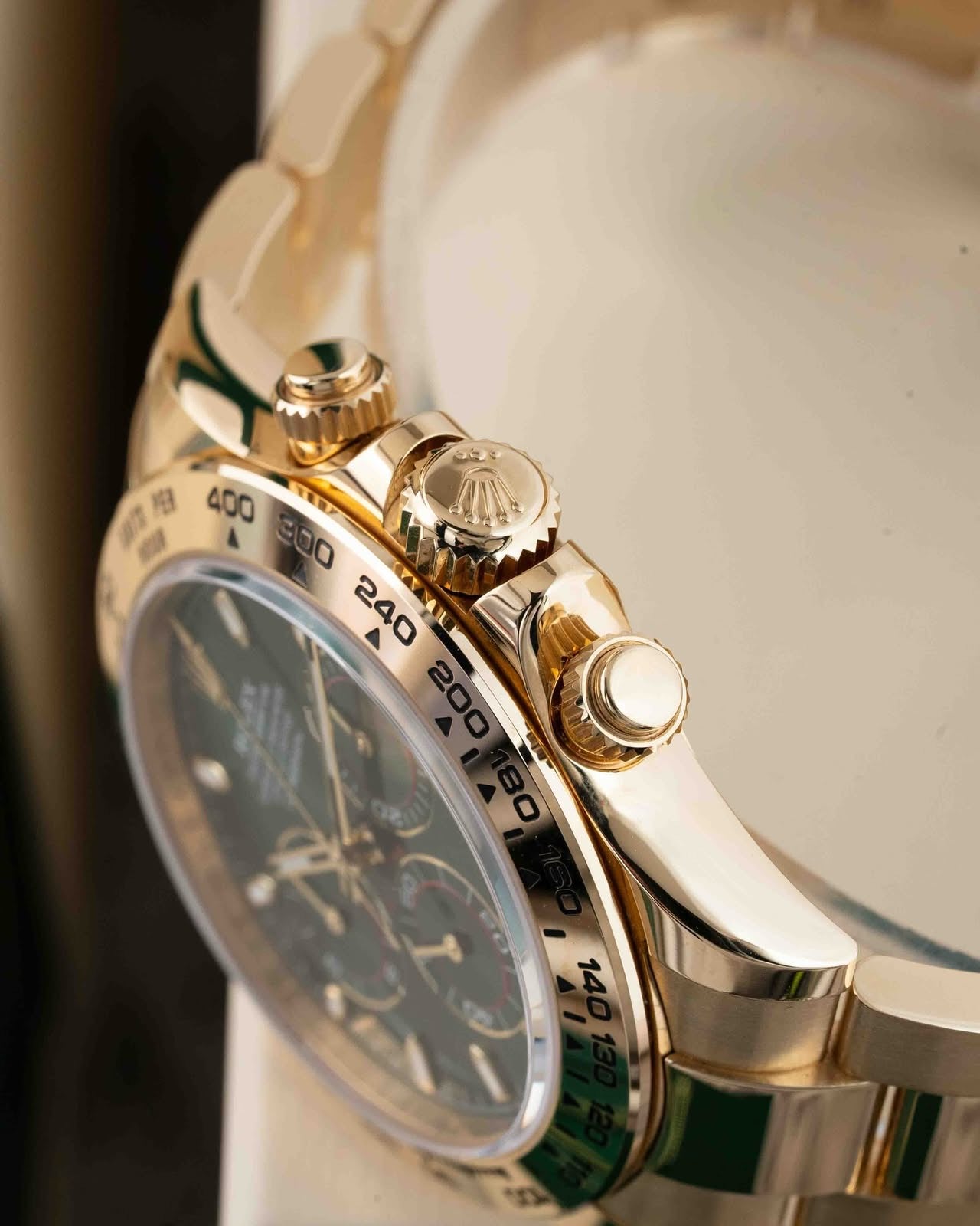 ROLEX DAYTONA GOLD GREEN AND YELLOW GOLD SUB-DIALS AUTOMATIC WATCH