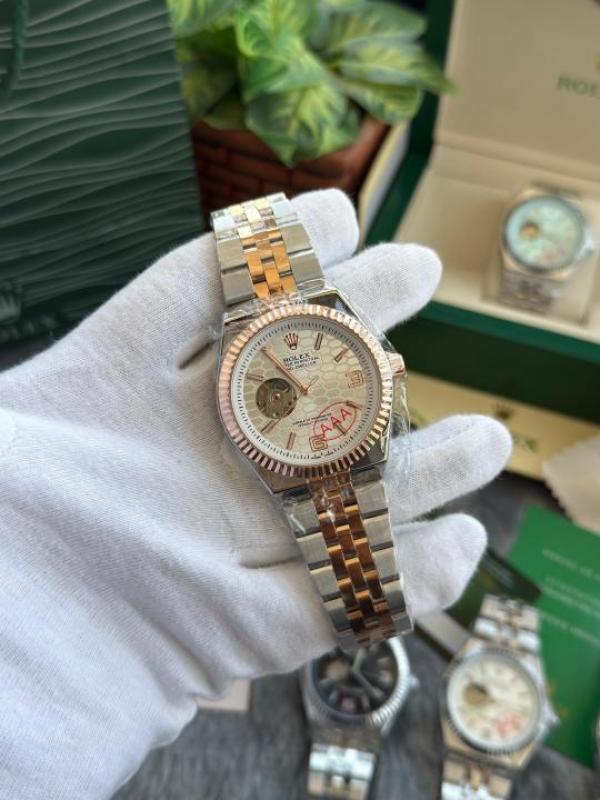 Rolex Land Dweller Automatic Rose Gold W220