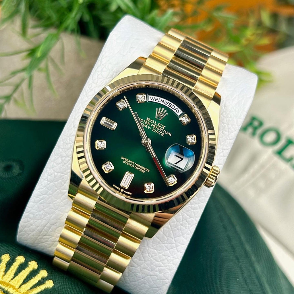 *Product Name :* Rolex Oyster Perpetual Day Date Gold-Green 40 Battery