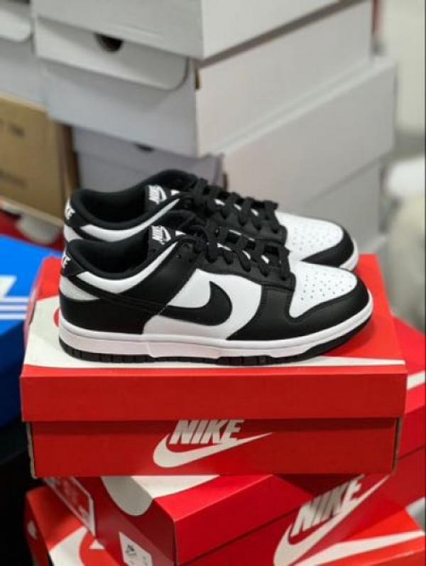 Nikke SB Dunk Low Panda