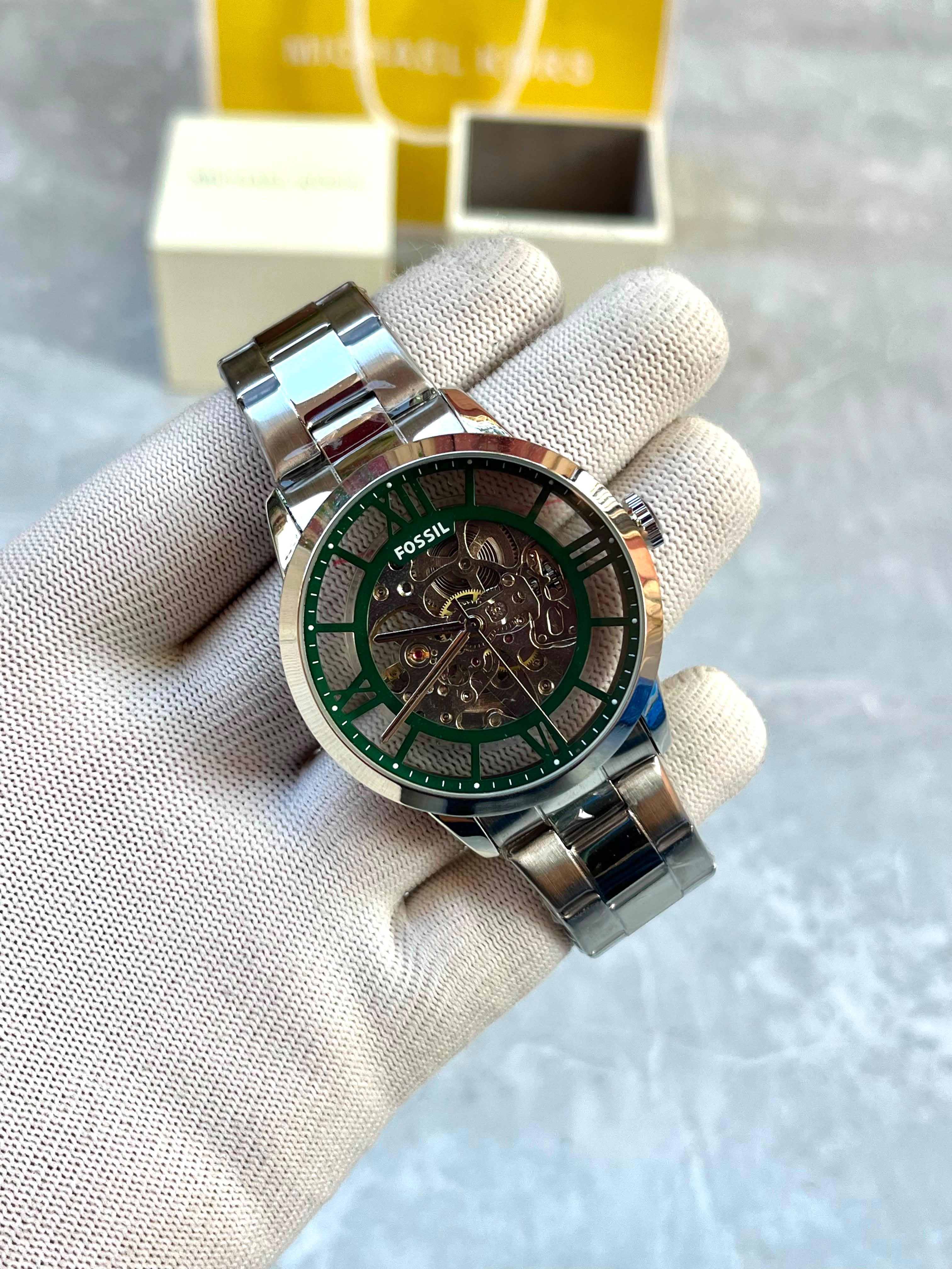 *Product name :* *FOSSIL TOWNSMAN*