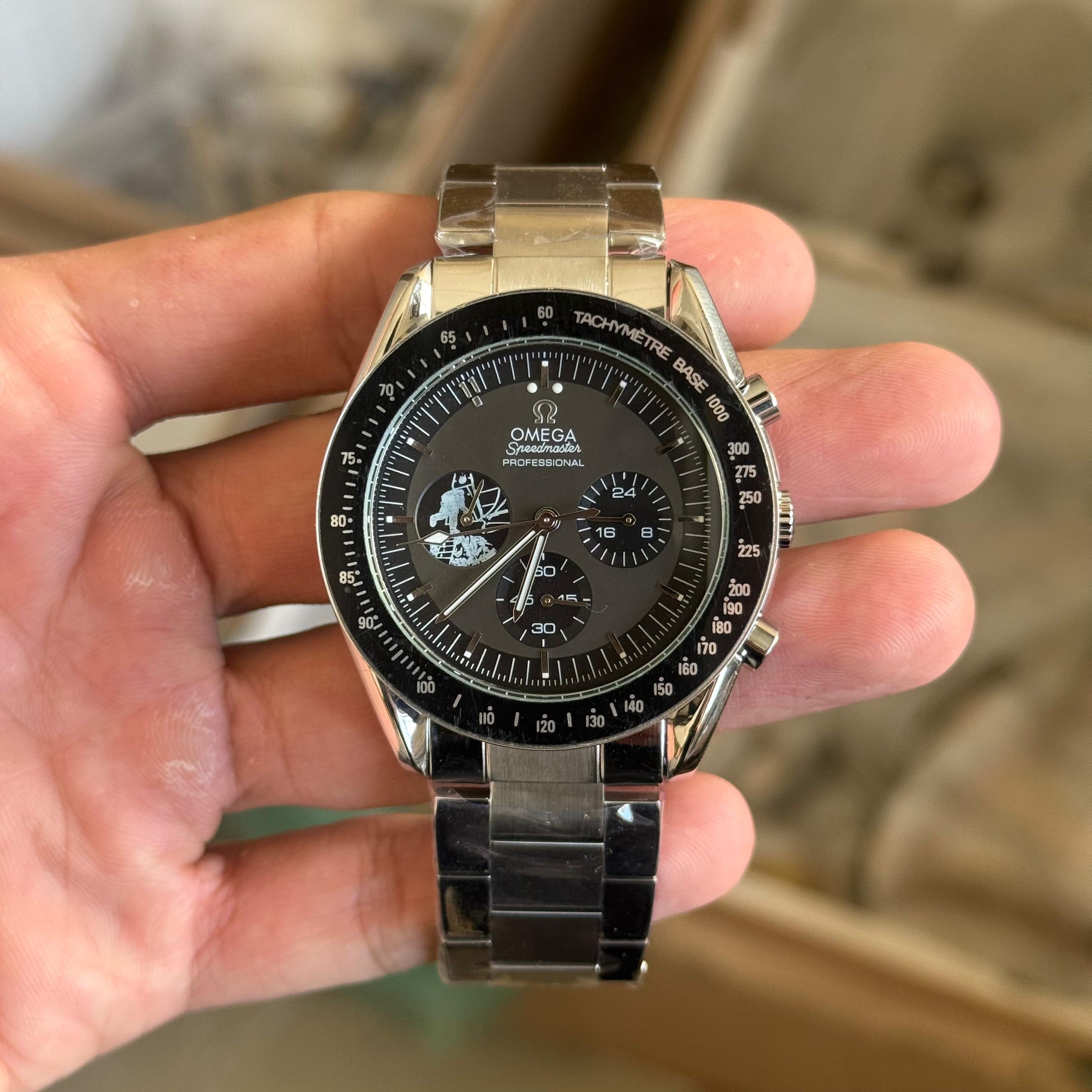 Product Name: Omega Speedmaster
✔️1st Quality (All working) 
✔️New demanding model