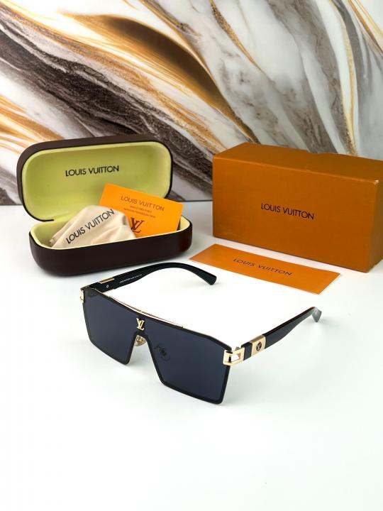 LOUIS VUITTON SUNGLASS D-168