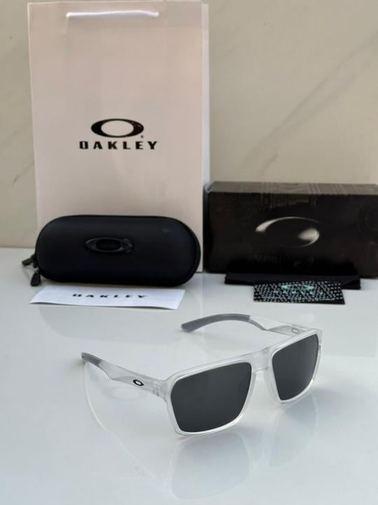 OAKLEY SUNGLASS D-134