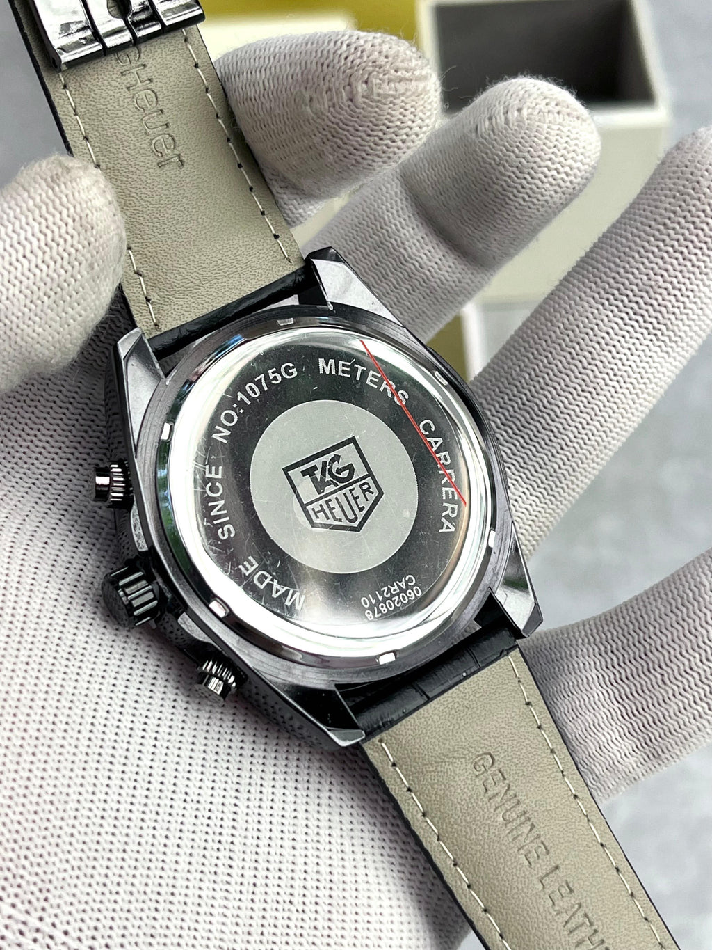 *Product name :*Tag Cr7 Leather Belt Chronograph*