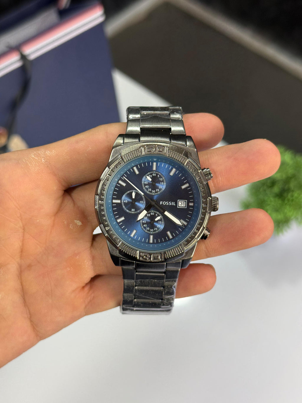 Product Name: Fossil 
✔️1st Quality (All working) 
✔️New demanding model