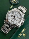ROLEX COSMOGRAPH DAYTONA A WHITE DIAL AND A STAINLESS STEEL BRACELET AUTOMATIC WATCH