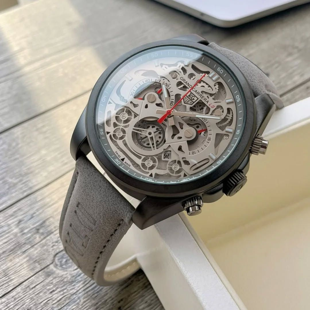 TAG HEUER GRAND CARRERA STYLE WATCH