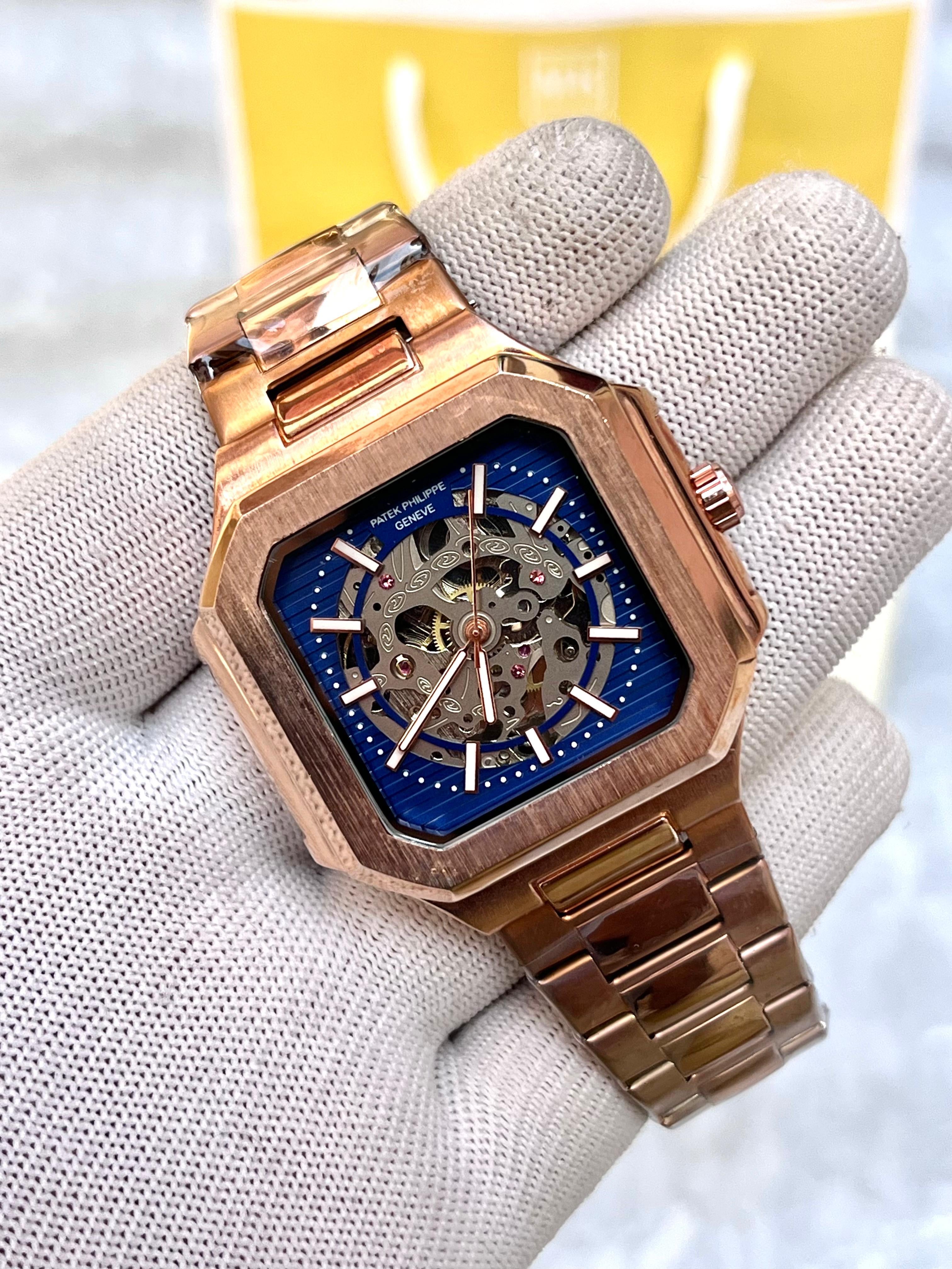 *Product name :* *Patek Philppe Nautilus Automatic*