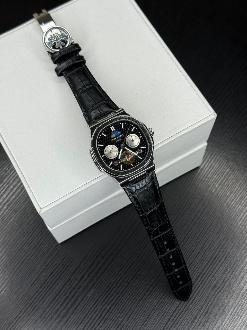 PATEL PHILIPPE NAUTILUS A BLACK LEATHER STRAP WATCH