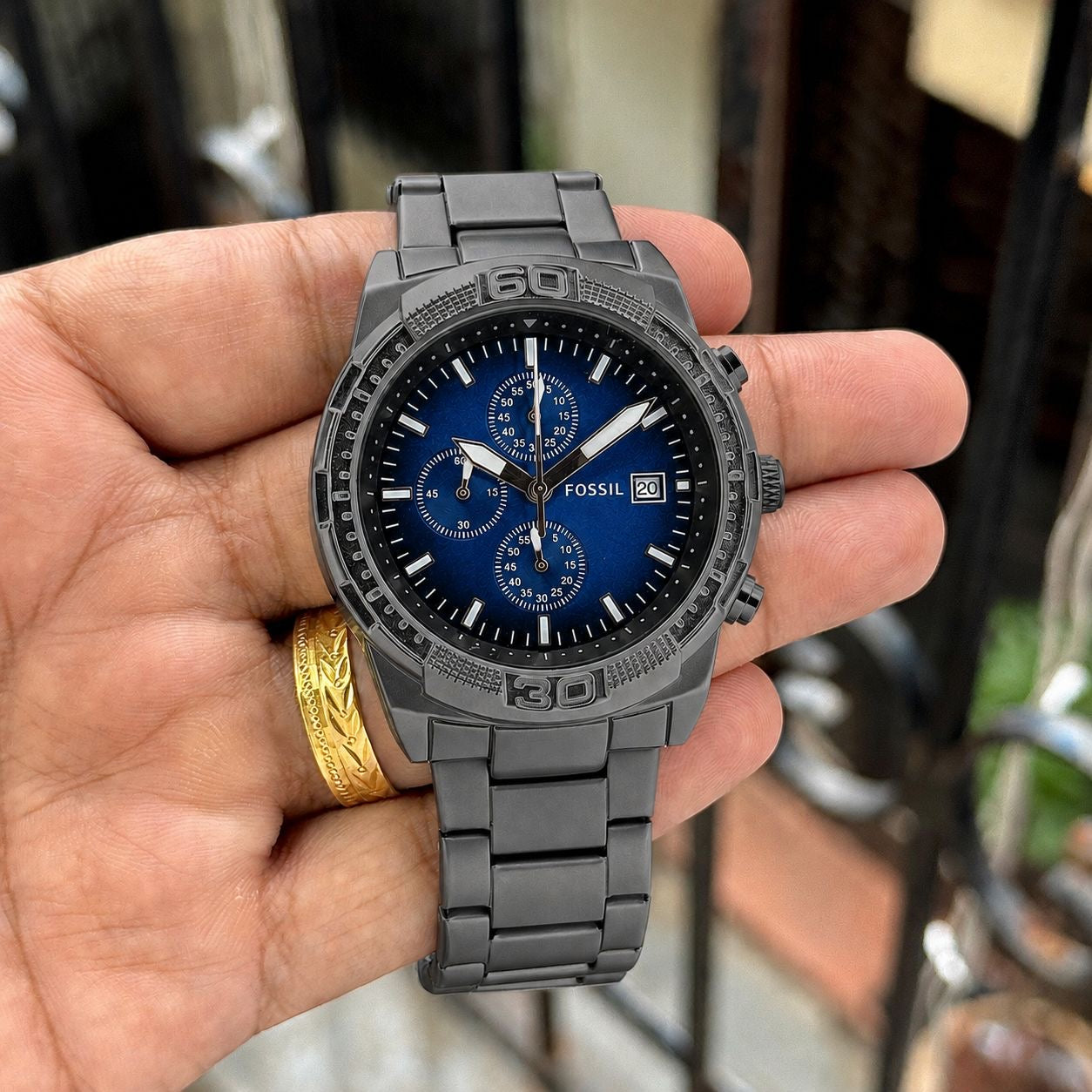 Product Name: Fossil 
✔️1st Quality (All working) 
✔️New demanding model
