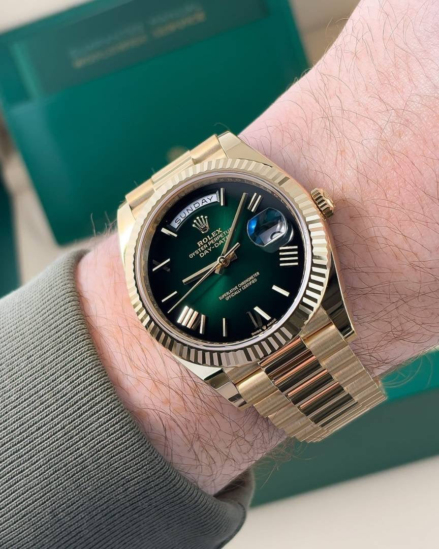 *Product Name :* Rolex Oyster Perpetual Day Date Gold-Green 40 Battery