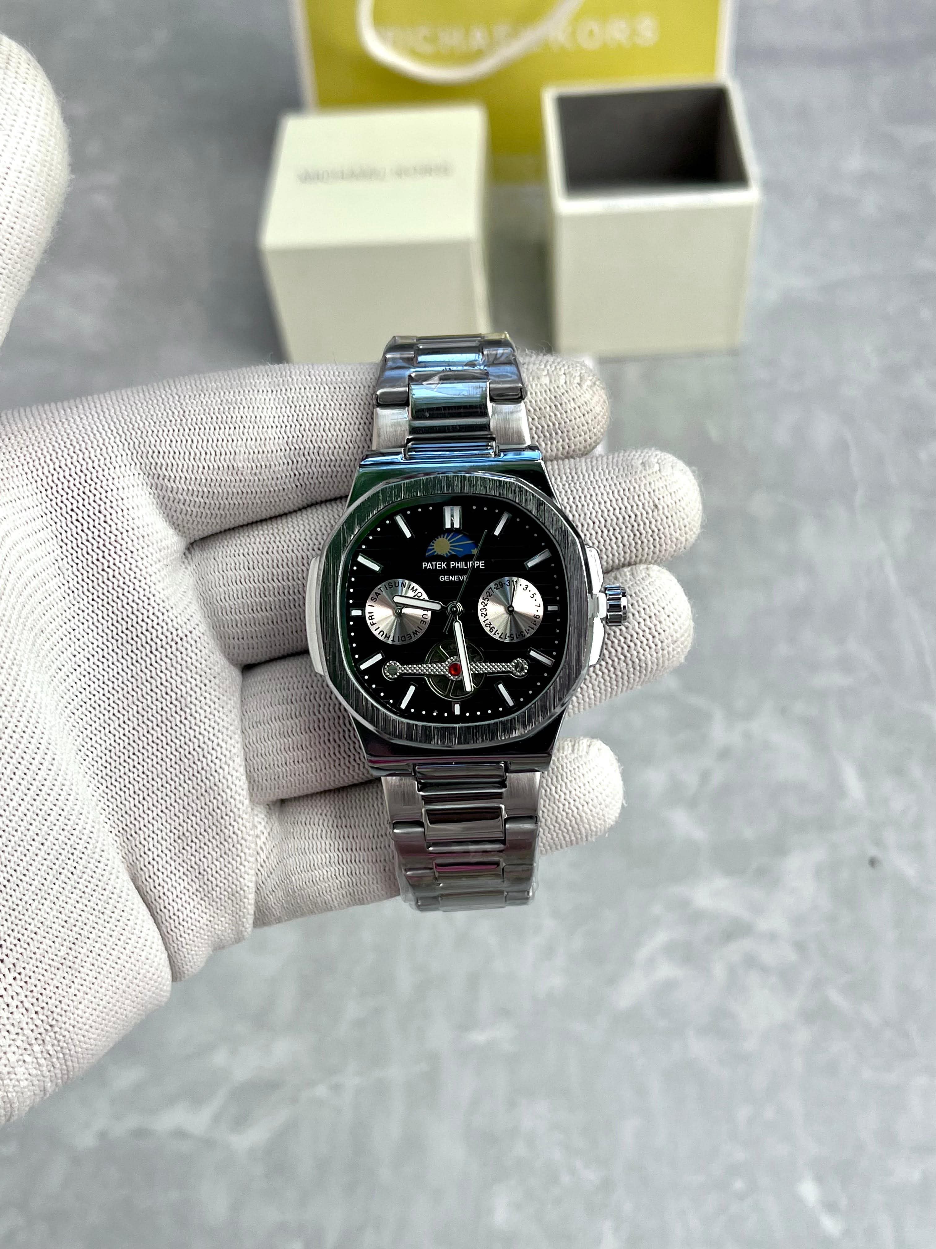 *Product name :*Patek Philippe Nautilus*💯🔥☑️


*Luxurious Collection*