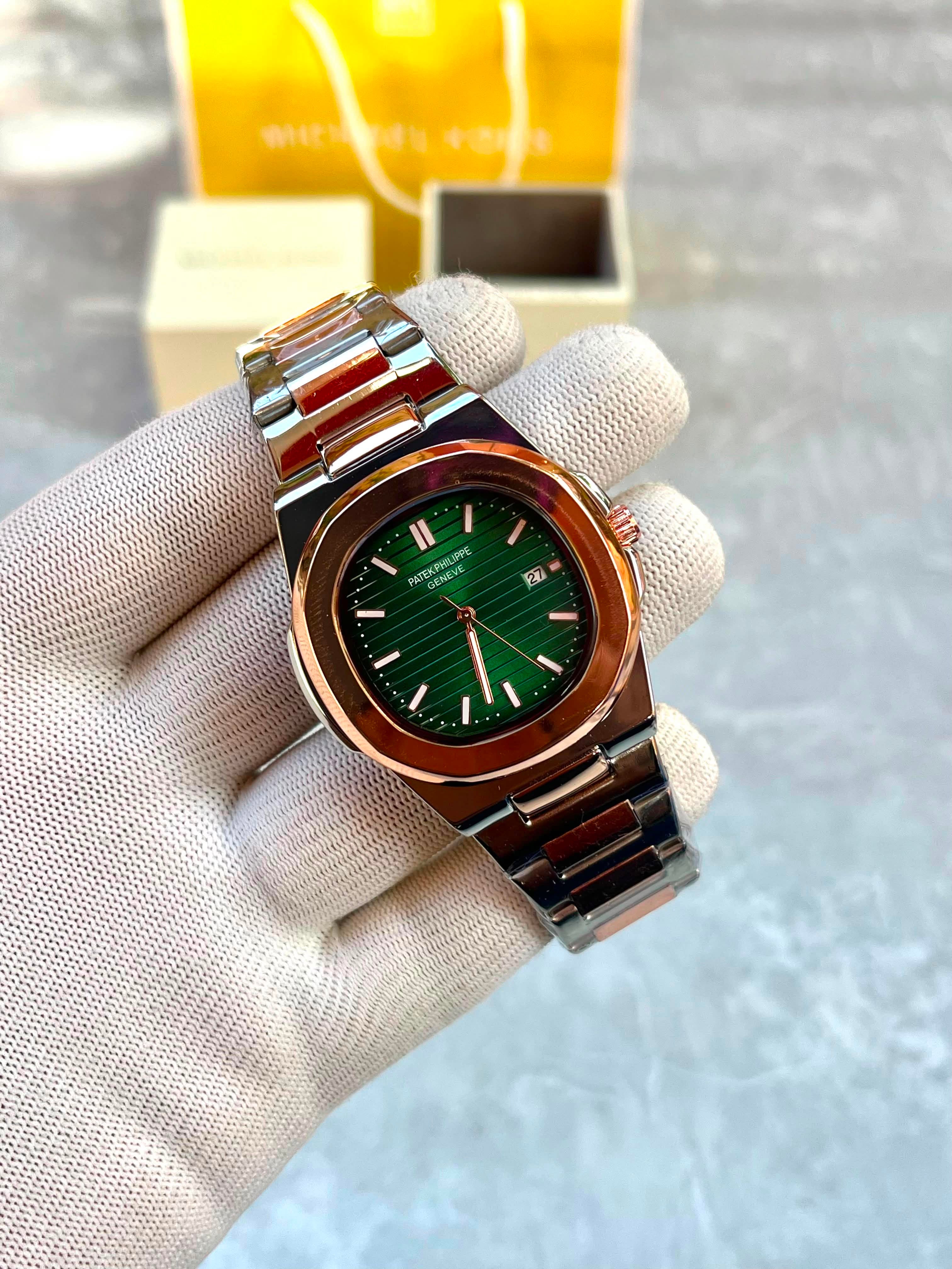 *Product name :*Patek Philippe Nautilus*💯🔥☑️


*1st Time In India* 🇮🇳 
*Luxurious Collection*   

*Masterpiece*☑️