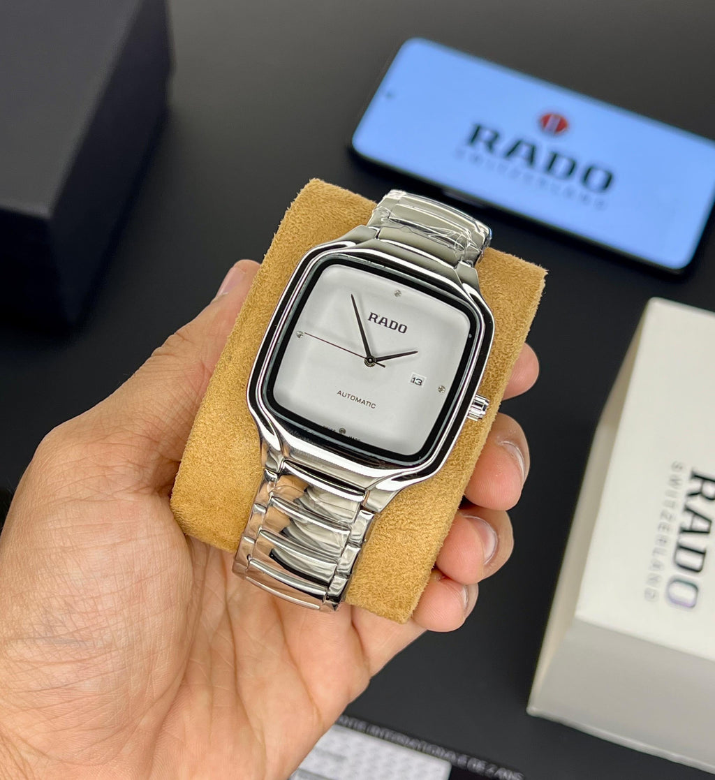 RADO TRUE SQUARE WATCH WITH A POLISHED STEEL CASH AND WHITE DIAL 😍😍