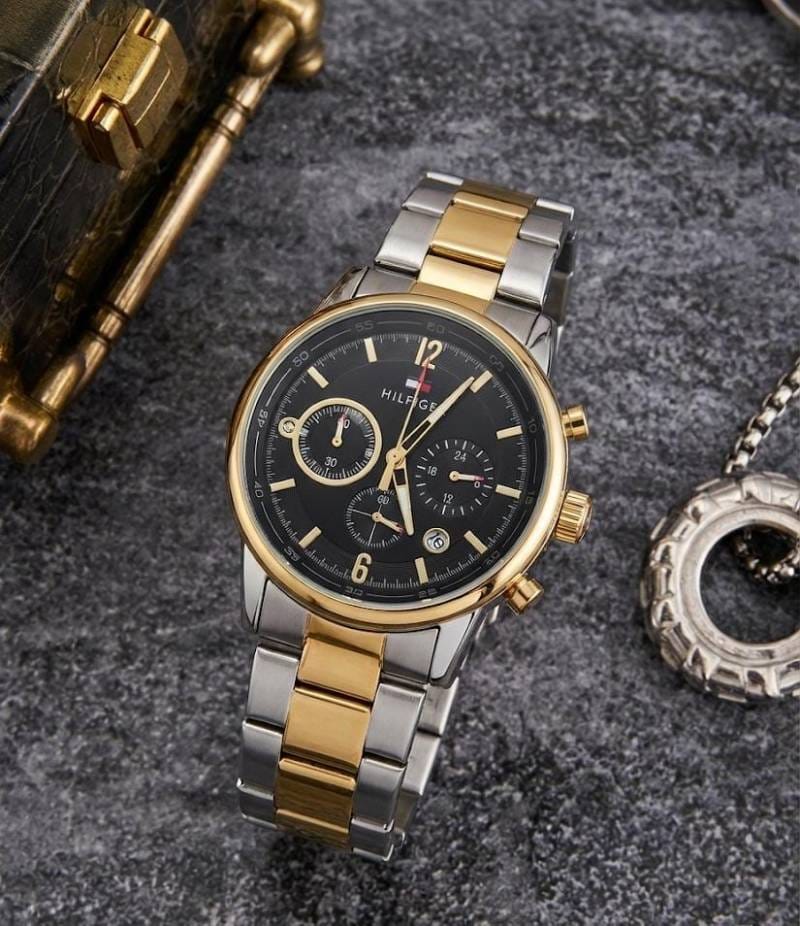 Tommy Evan gold black