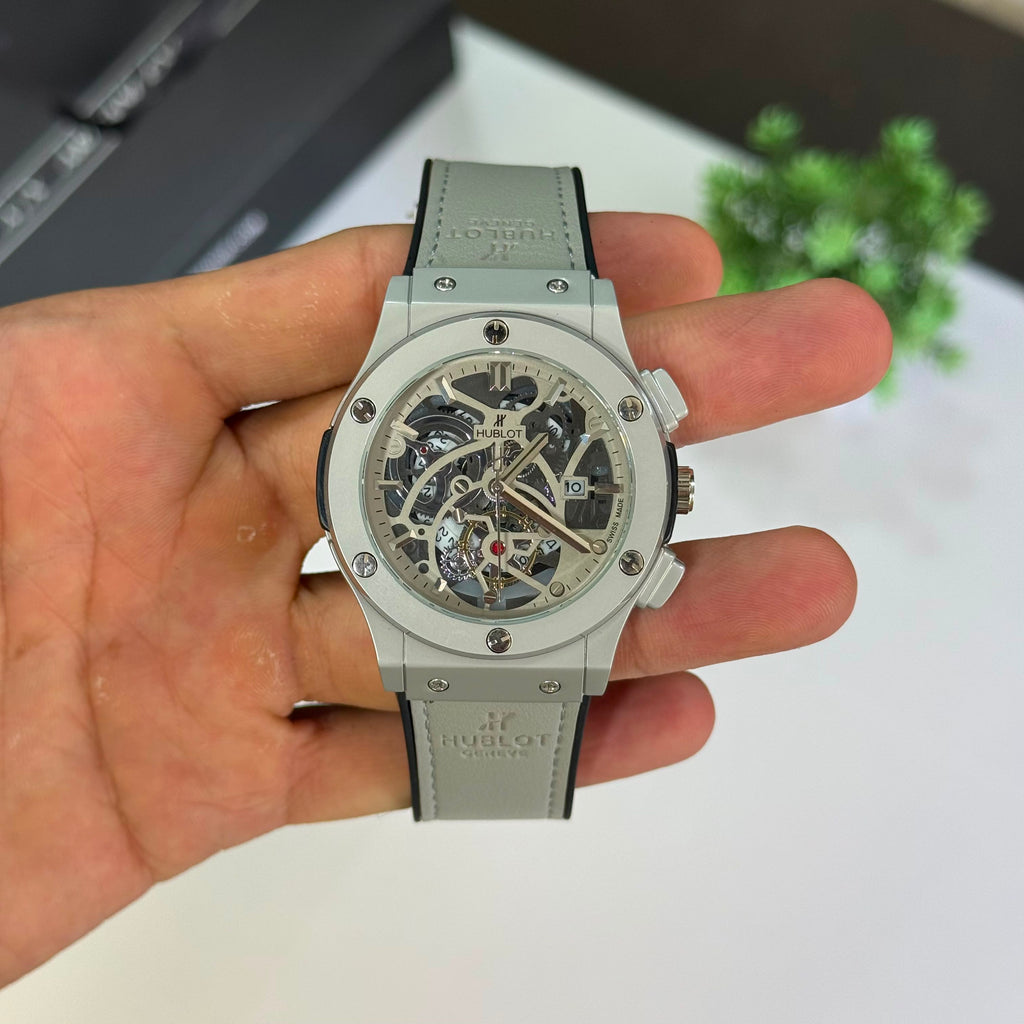*Hublot Bigbang Quartz Mens New arrival in Classic Analog Watch