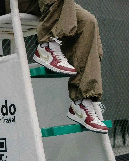 NIKE Air Jordan 1 Low SE Lunar New Year