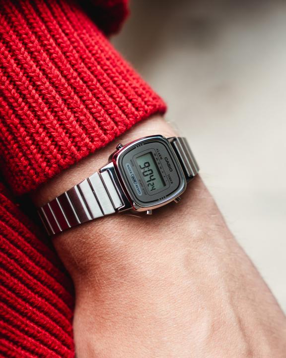 Casio Womens Vintage LA670