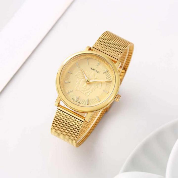Versace V  Circle
