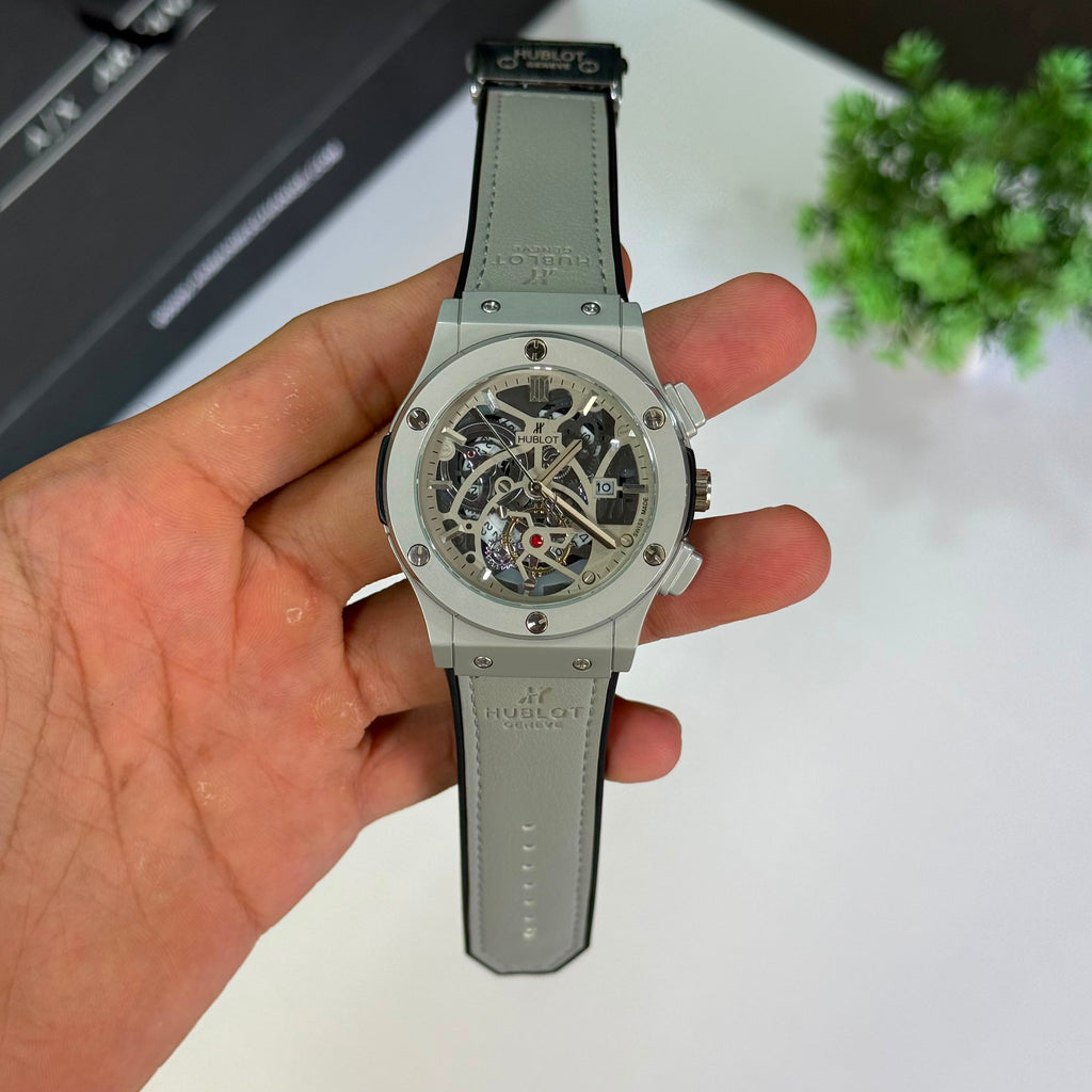 *Hublot Bigbang Quartz Mens New arrival in Classic Analog Watch