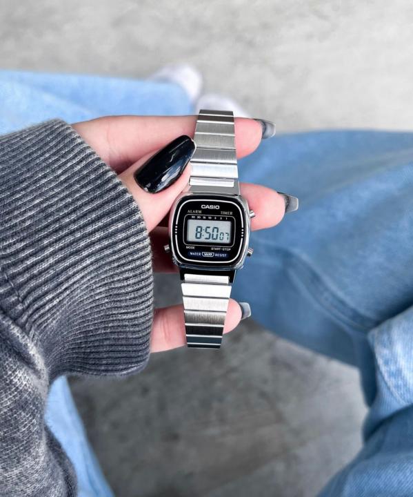 Casio Womens Vintage LA670