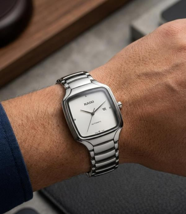 RADO TRUE SQUARE SWIFT MOVEMENT SILVER WHITE