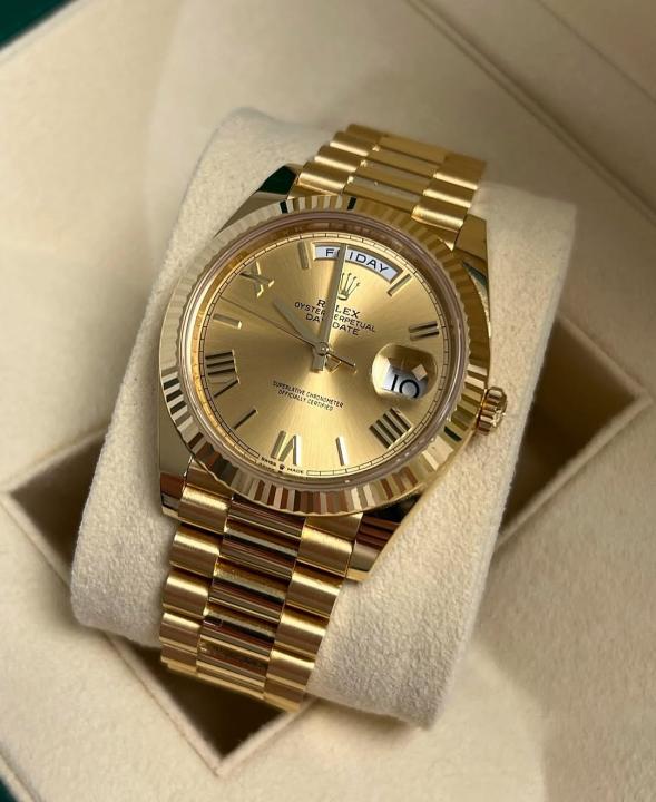 Rolex Oyster Perpetual Day Date 40 Battery Gold-gold