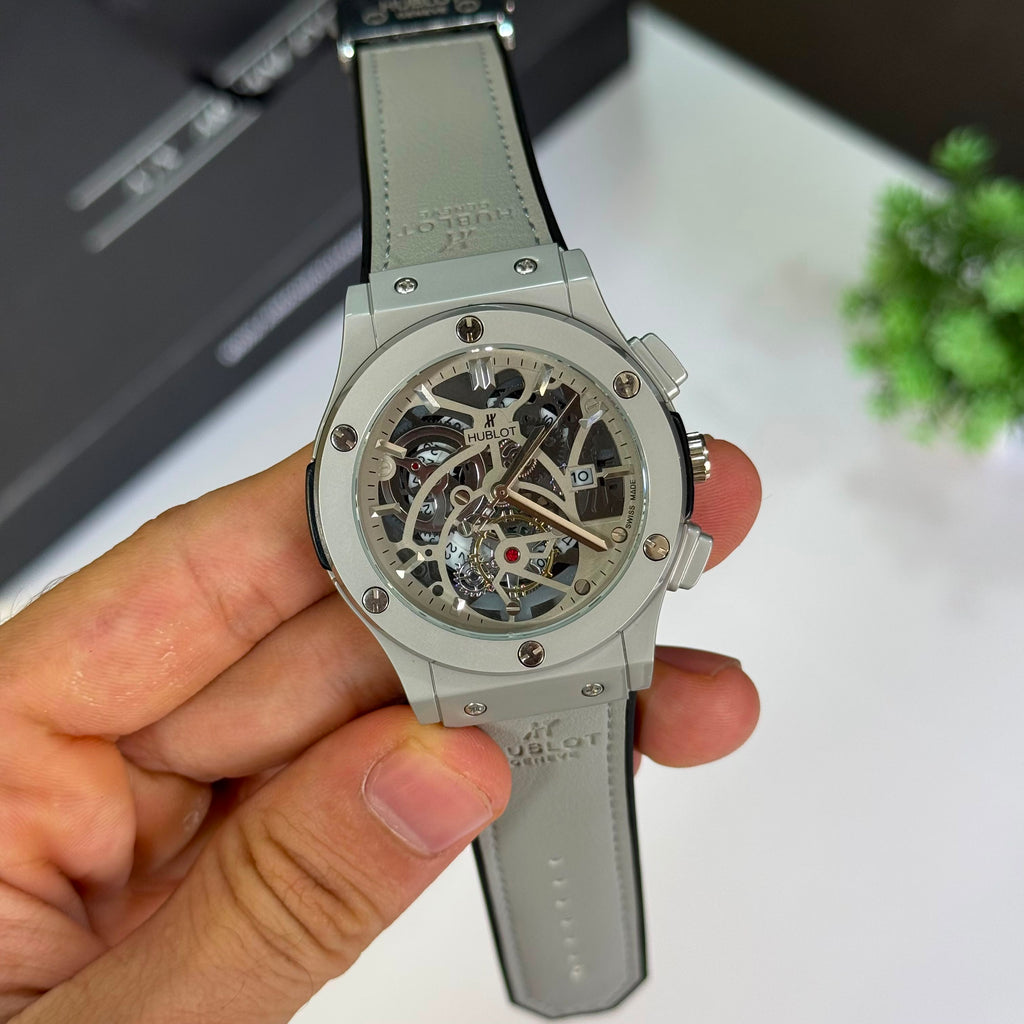 *Hublot Bigbang Quartz Mens New arrival in Classic Analog Watch