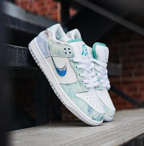 Nike Sb Dunk Low Year Of The Dragon Shoes